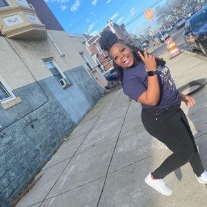 Meet your Posher, Hal